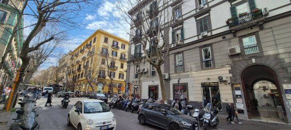 Apartamento de 1 dormitorio en Naples, Italy No. 328856 2