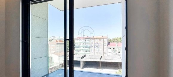 3 Schlafzimmer Wohnung in Matosinhos, Portugal, Nr. 161684 9