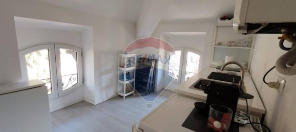 Квартира с 3 комнатами в Луино, Италия № 233166 7