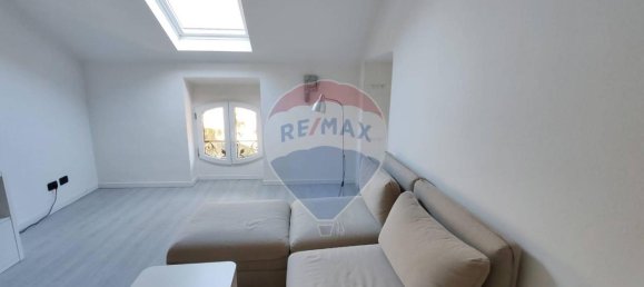 Квартира с 3 комнатами в Луино, Италия № 233166 3