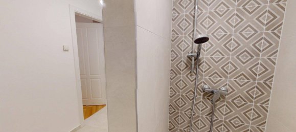 2 rooms Apartment in Penzing, Austria No. 3521 4