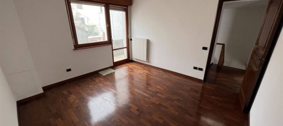 10 rooms Apartment in Ancona, Italy No. 216544 7