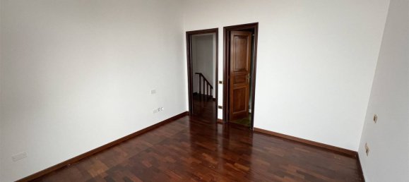 10 rooms Apartment in Ancona, Italy No. 216544 16