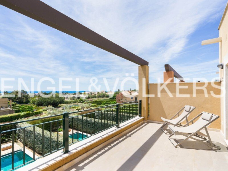 Adosado de 2 dormitorios en Lagoa, Portugal No. 97050