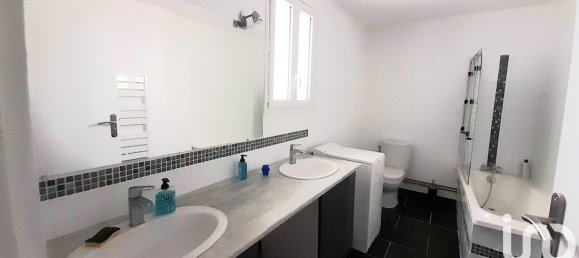 Adosado de 5 dormitorios en Yonne, France No. 348574 13