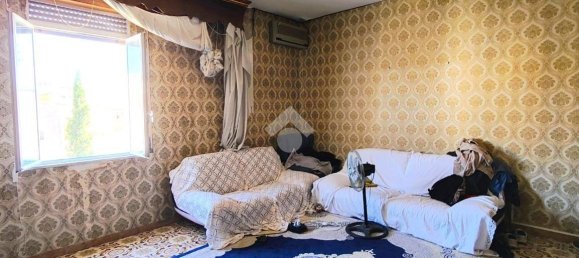 Apartamento de 2 dormitorios en Foggia, Italy No. 372878 4