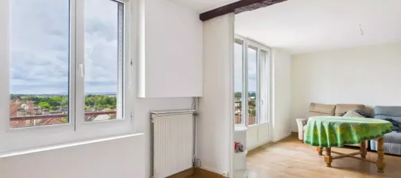 2 bedrooms Apartment in Sainte-Savine, France No. 60632 7