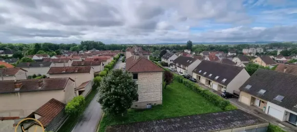 2 bedrooms Apartment in Sainte-Savine, France No. 60632 2