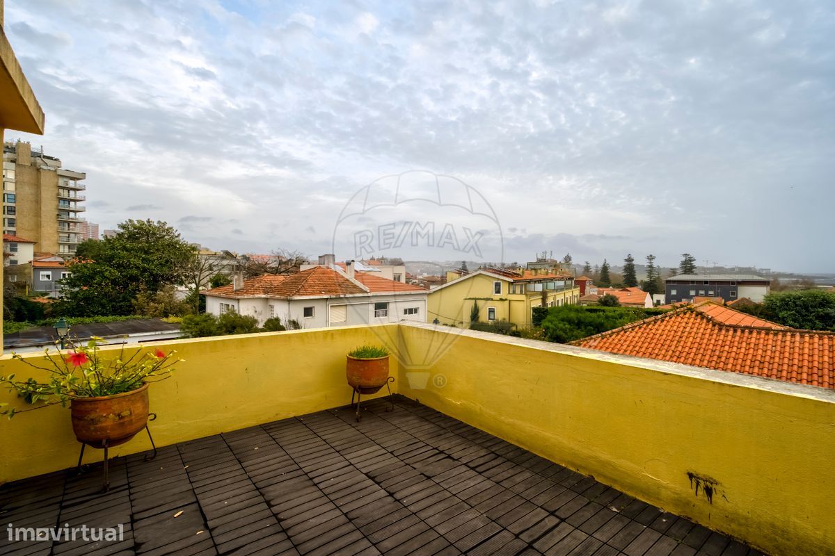 4 غرف نوم منزل في Porto, Portugal رقم 184236