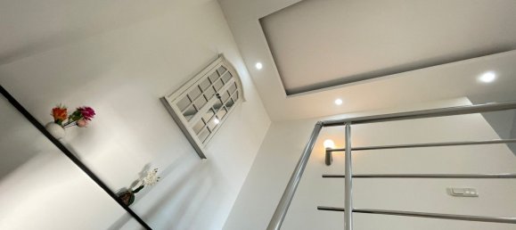 Penthouse 4+1 à Mahmutlar, Turkey No. 10214 15