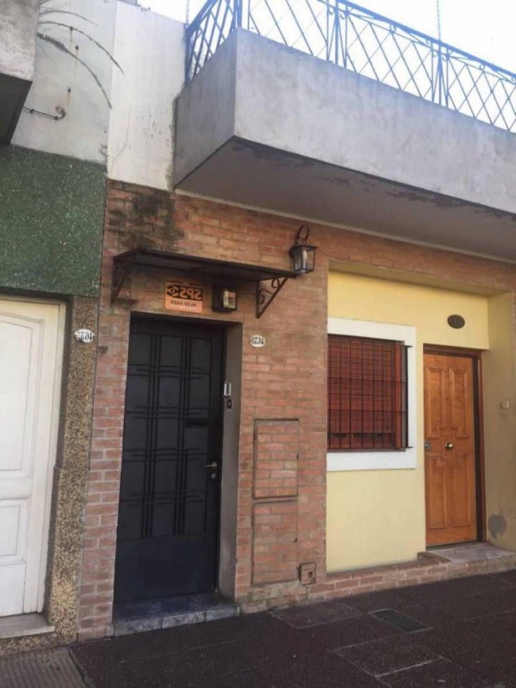 4 Schlafzimmer Haus in Buenos Aires, Argentina, Nr. 85925