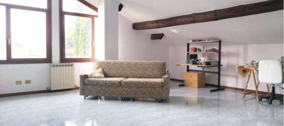 Casa de 4 habitaciónes en Curno, Italy No. 42228 19