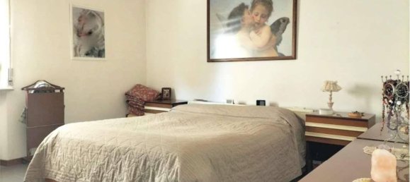 Casa de 4 habitaciónes en Curno, Italy No. 42228 11