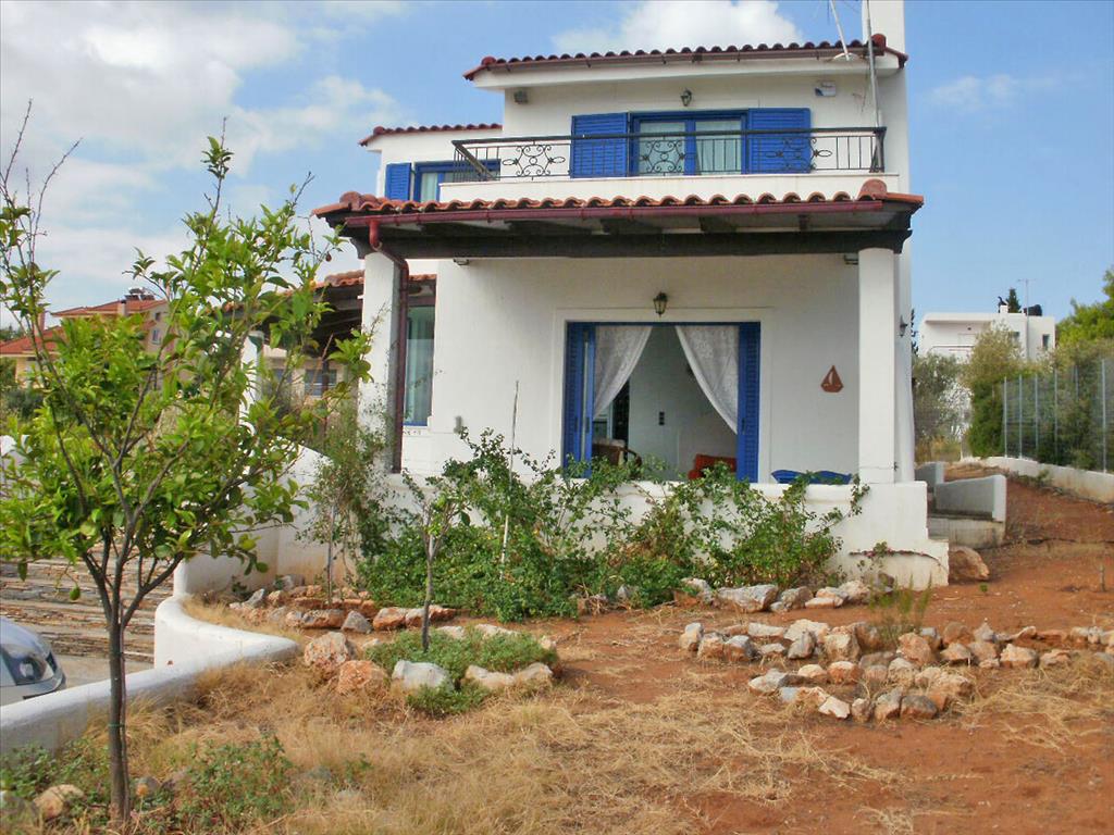 3 bedrooms Property in Malesina, Greece No. 7575