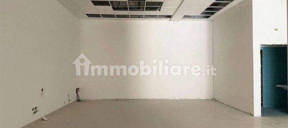 1 room Commercial property in Catanzaro, Italy No. 13088 15