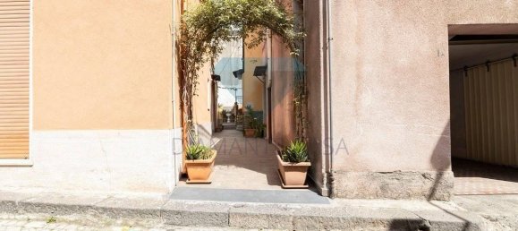 6-salle Maison à Giarre, Italy No. 166047 2