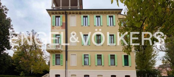 3 bedrooms Apartment in Padua, Italy No. 179360 6