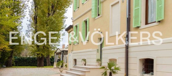 3 bedrooms Apartment in Padua, Italy No. 179360 8