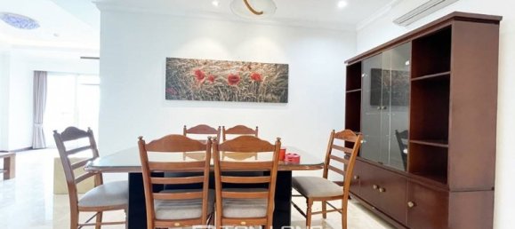 3 bedrooms Apartment in Tay Ho, Vietnam No. 648 7