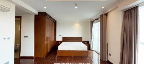 3 bedrooms Apartment in Tay Ho, Vietnam No. 648 12