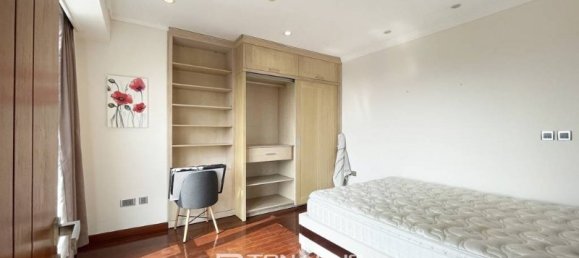 3 bedrooms Apartment in Tay Ho, Vietnam No. 648 17