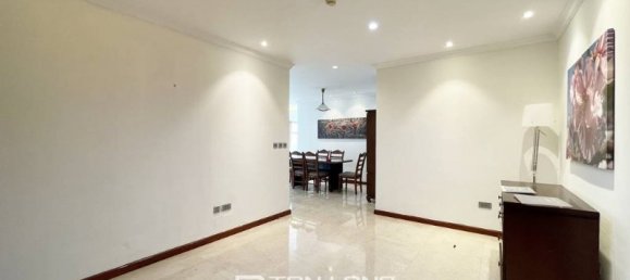 3 bedrooms Apartment in Tay Ho, Vietnam No. 648 23