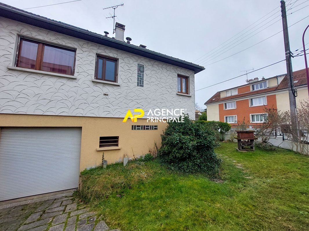 3 chambres Maison à Bezons, France No. 147483