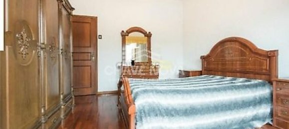 3 bedrooms Apartment in Porto, Portugal No. 37765 23