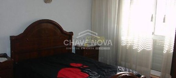 3 bedrooms Apartment in Porto, Portugal No. 37765 6