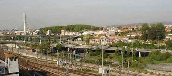 3 bedrooms Apartment in Porto, Portugal No. 37765 17