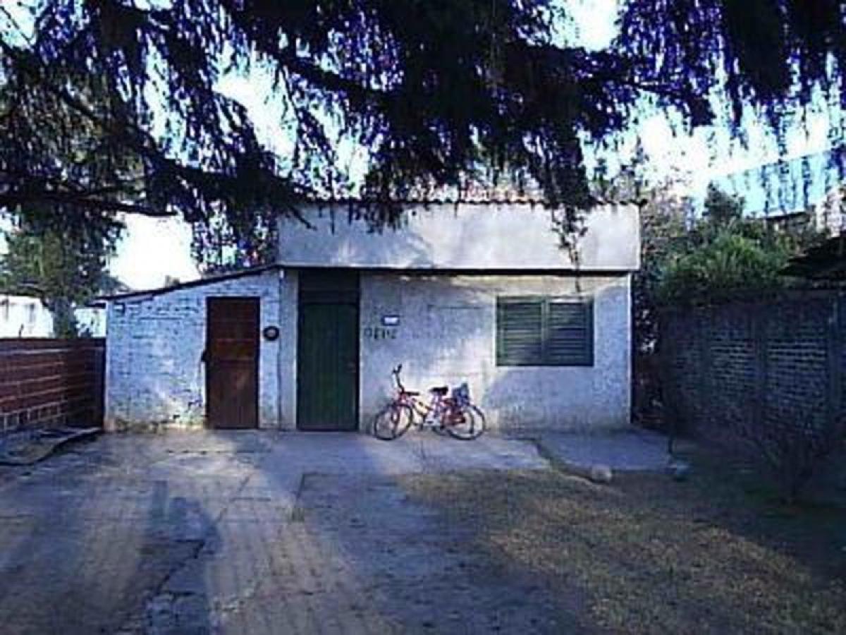 Дом с 2 спальнями в Итусаинго, Аргентина № 77139