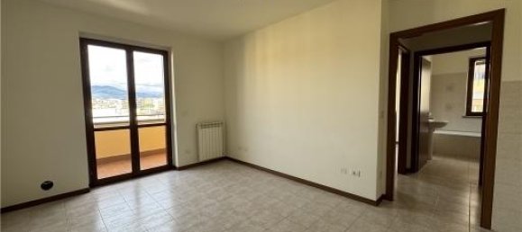 2 rooms Apartment in Florence, Italy No. 33650 9
