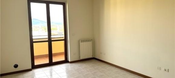 2 rooms Apartment in Florence, Italy No. 33650 5