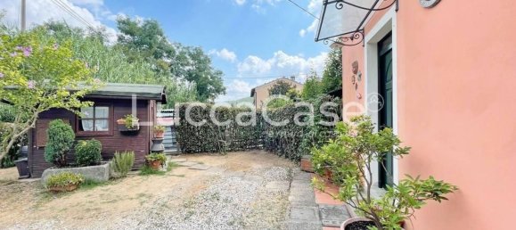 3غرفة شقة في Lucca, Italy رقم 308894 2