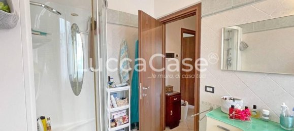 3غرفة شقة في Lucca, Italy رقم 308894 26