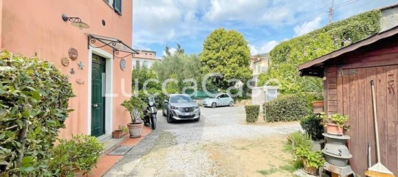 3غرفة شقة في Lucca, Italy رقم 308894 15