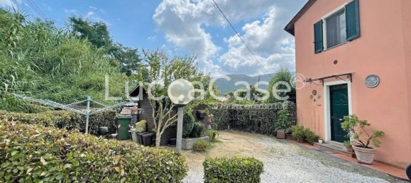 3غرفة شقة في Lucca, Italy رقم 308894 3