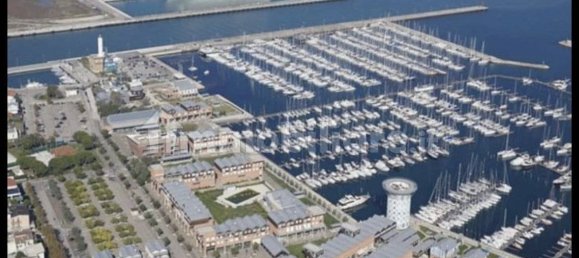 2 rooms Commercial property in Ravenna, Italy No. 154805 18