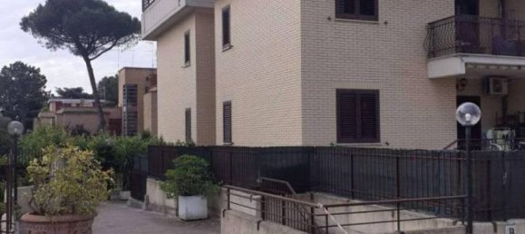 3-salle Appartement à Rome, Italy No. 170547 3