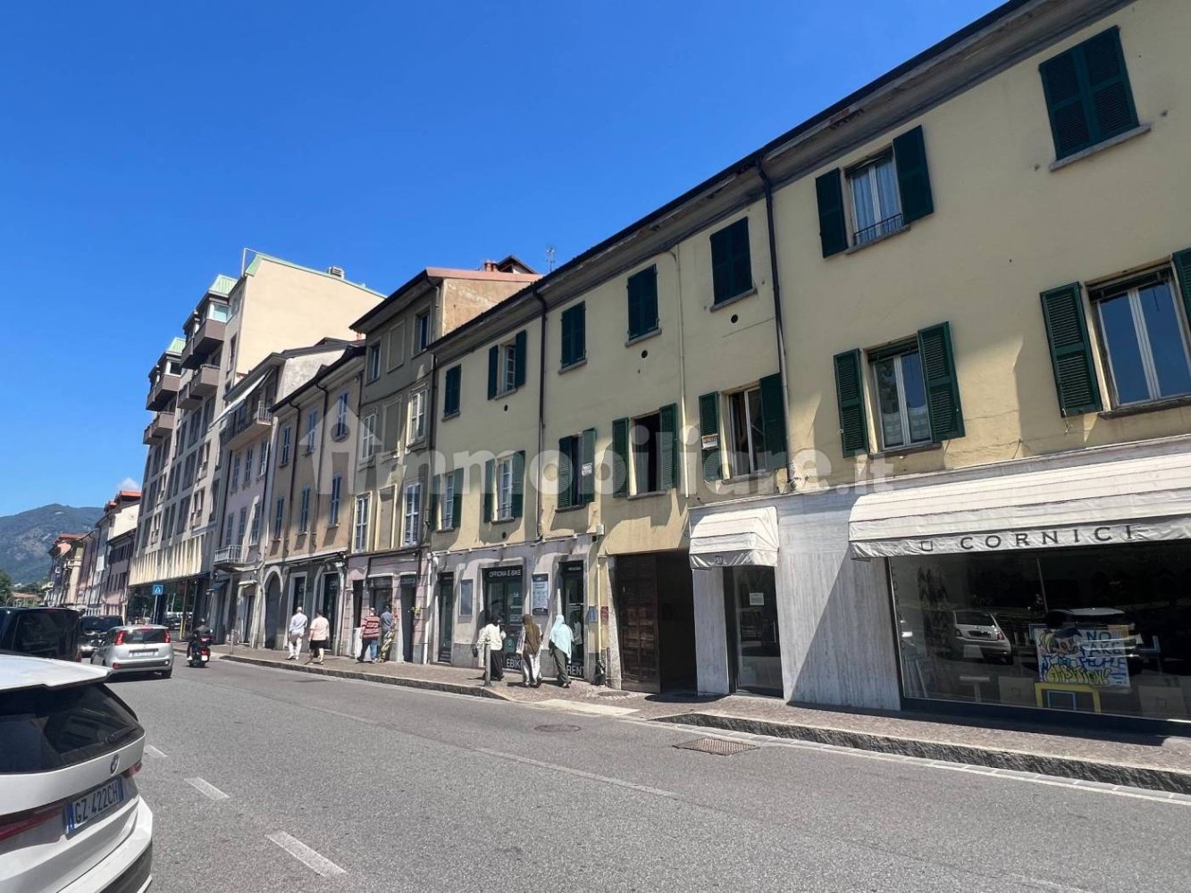 3 bedrooms Apartment in Como, Italy No. 263772