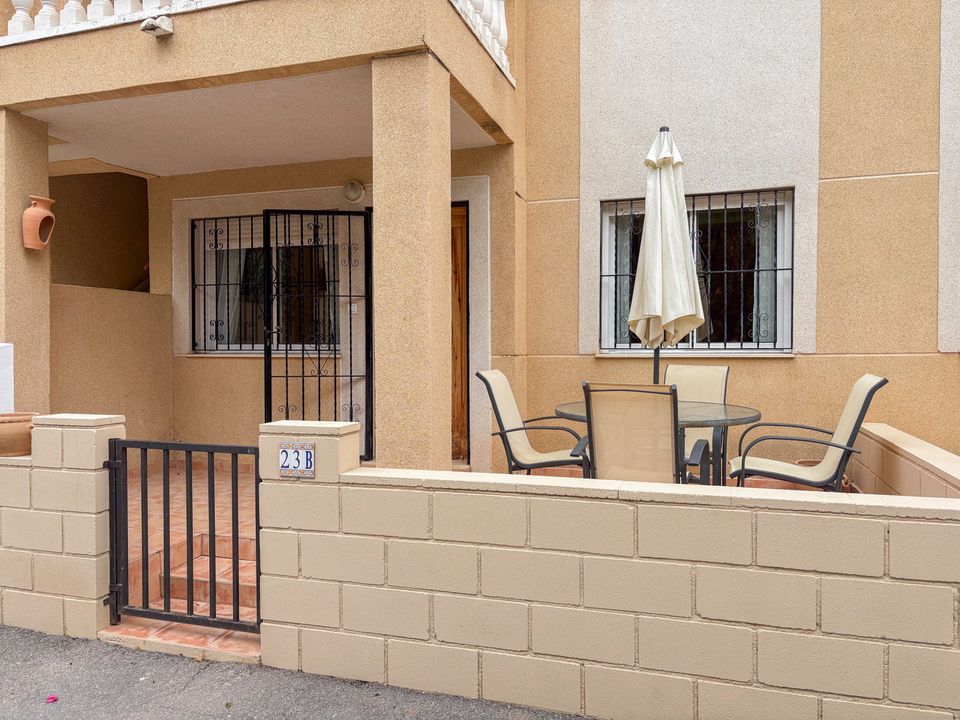 2 bedrooms Apartment in Torrevieja, Spain No. 179560