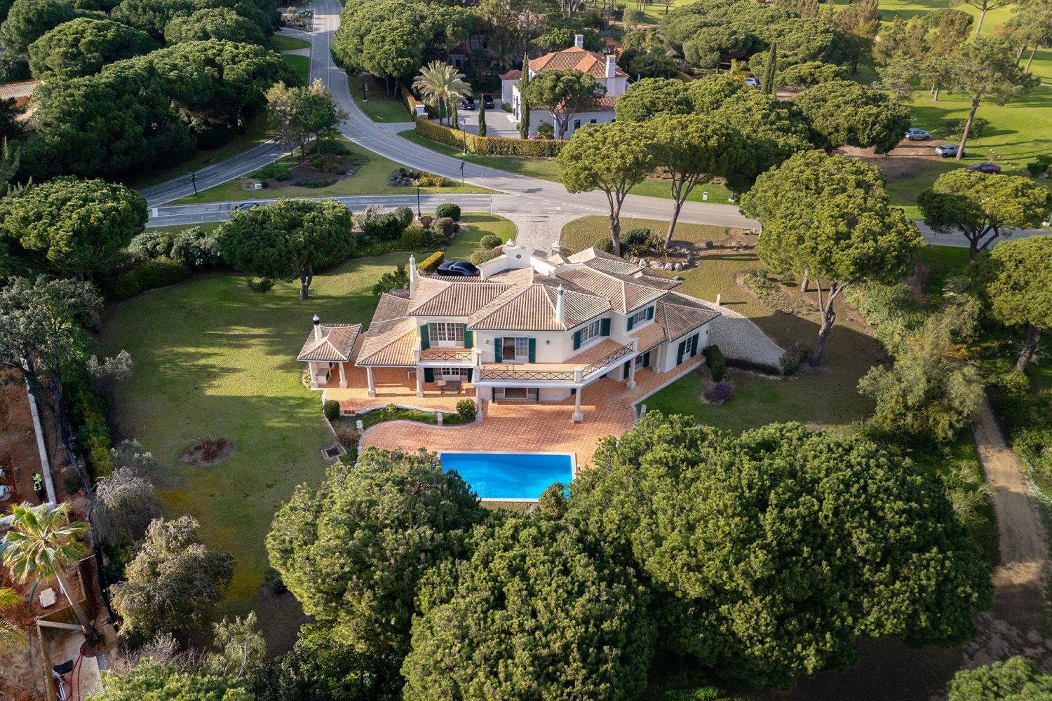 Villa de 5 dormitorios en Almancil, Portugal No. 239123