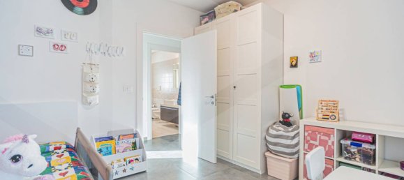 3-Zimmer Wohnung in Bari, Italy, Nr. 20671 32