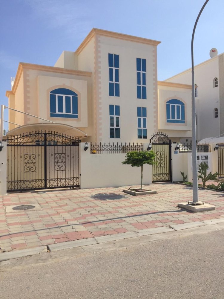 5 Schlafzimmer Villa in Muscat, Oman, Nr. 1341