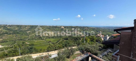 3 bedrooms House in Villamagna, Italy No. 316498 32