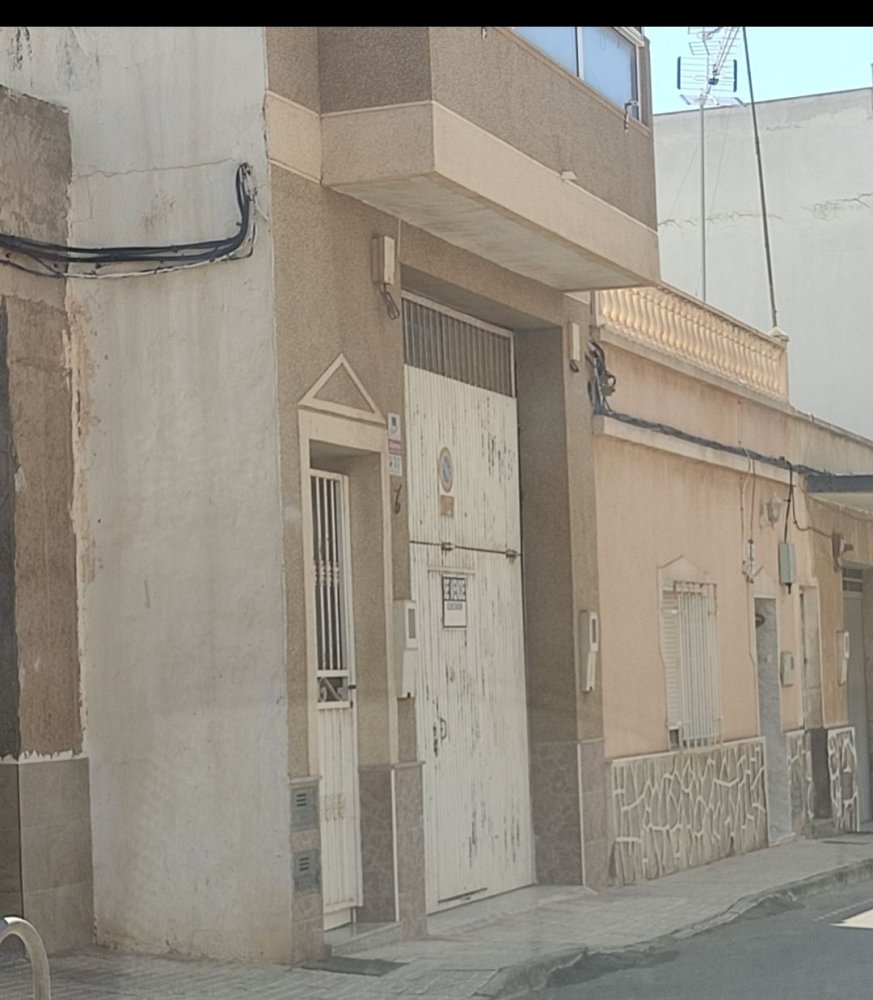 Garage à Cartagena, Spain 164m² No. 181139