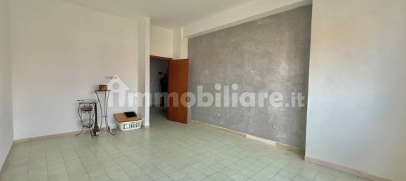 Квартира с 3 спальнями в Монтесильвано, Италия № 195602 9