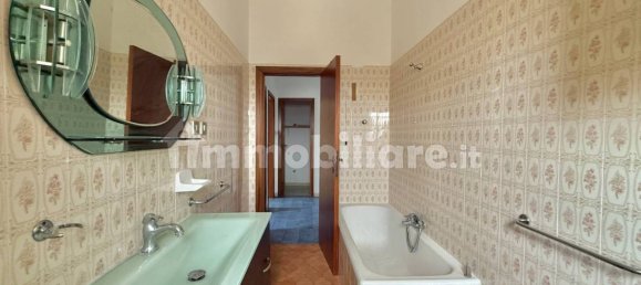 Квартира с 3 спальнями в Монтесильвано, Италия № 195602 25