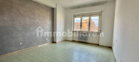 Квартира с 3 спальнями в Монтесильвано, Италия № 195602 7