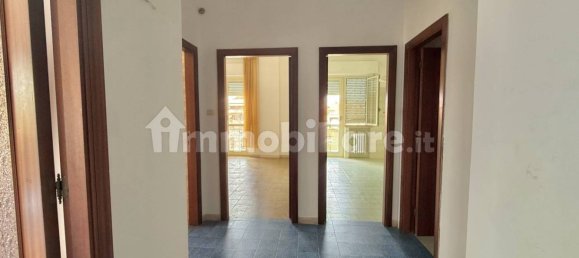 Квартира с 3 спальнями в Монтесильвано, Италия № 195602 10